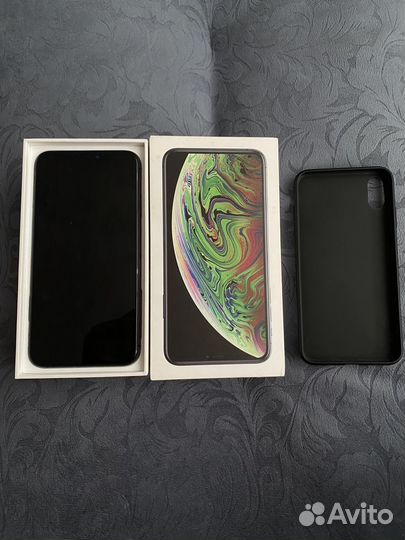 iPhone Xs Max, 64 ГБ