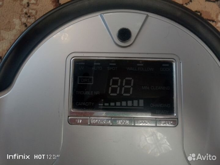 Робот пылесос