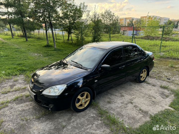 Mitsubishi Lancer 1.6 МТ, 2005, 250 000 км