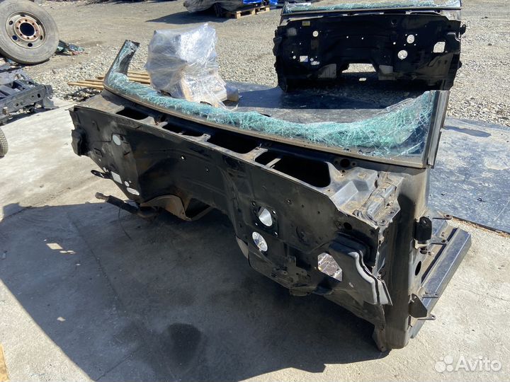 Передняя часть кузова Chevrolet Suburban GMT400