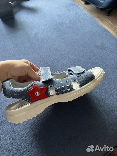 Сандалии Naturino новые 38