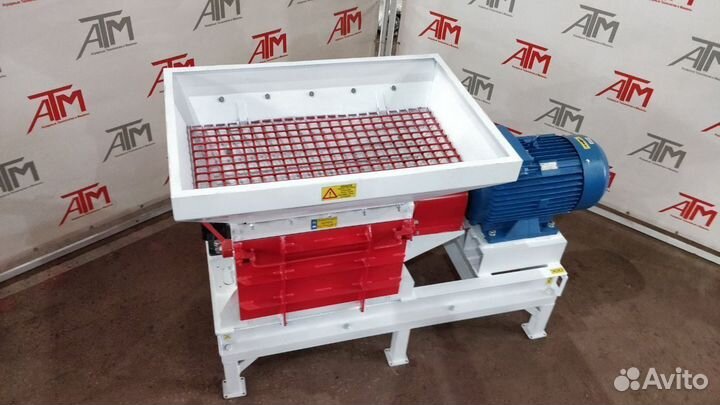 Смеситель кормов в наличии
