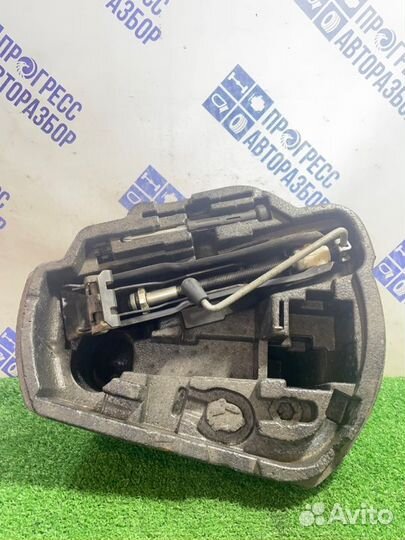 Домкрат Skoda Octavia седан 1.4 BCA 2006