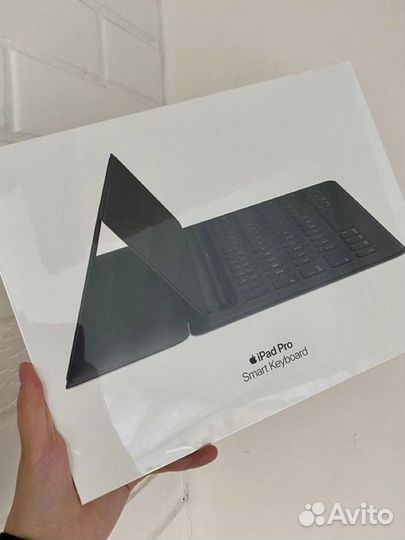 Клавиатура apple для iPad pro 12.9 новая в пленке