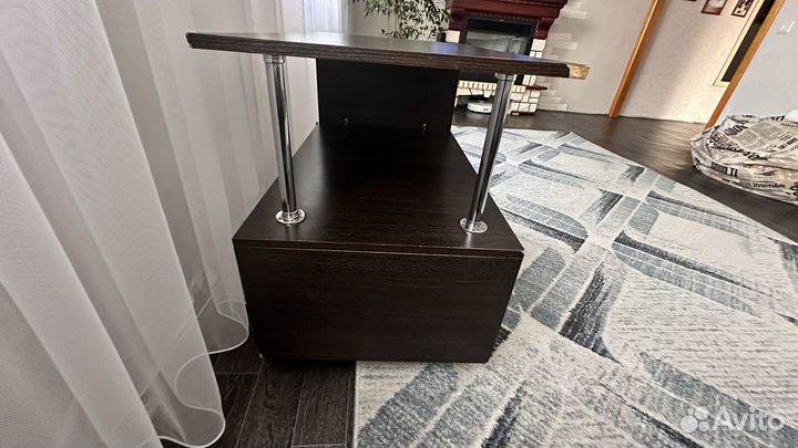 Журнальный стол