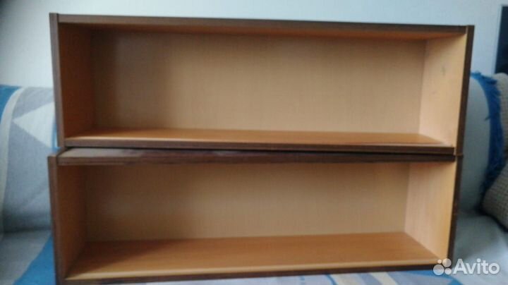 Продам книжные полки