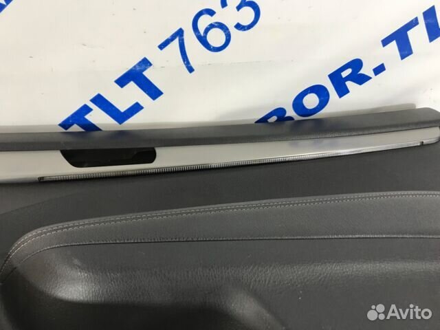 Обшивка двери задняя правая KIA sorento 2 2.4 ат