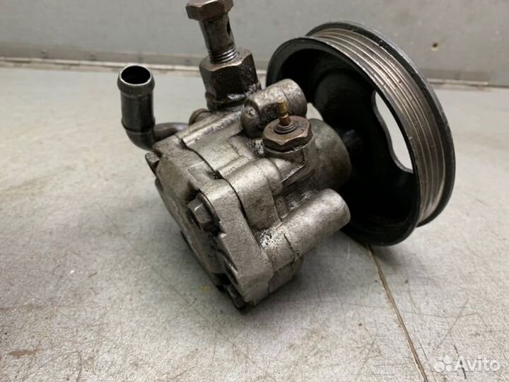 Насос гидроусилителя руля Kia Rio седан 1.5 A5D