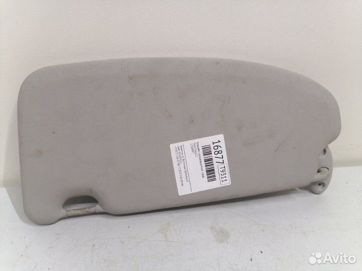 Козырек солнцезащитный правый Ford Focus 2