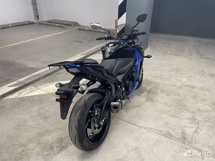 Suzuki GSX-S 1000 F