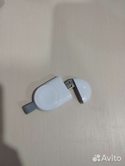 Магнитная зарядка для часов apple watch