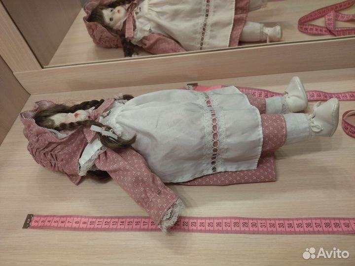 Кукла фарфоровая коллекционная винтажная