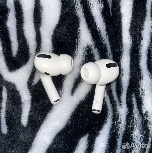 Наушники apple airpods pro