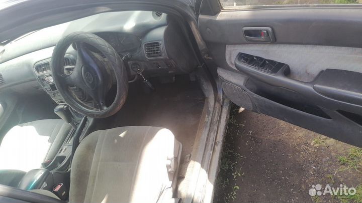Toyota carina st195