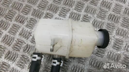 Бачок расширительный toyota prius V ZFW41 (94C05NP