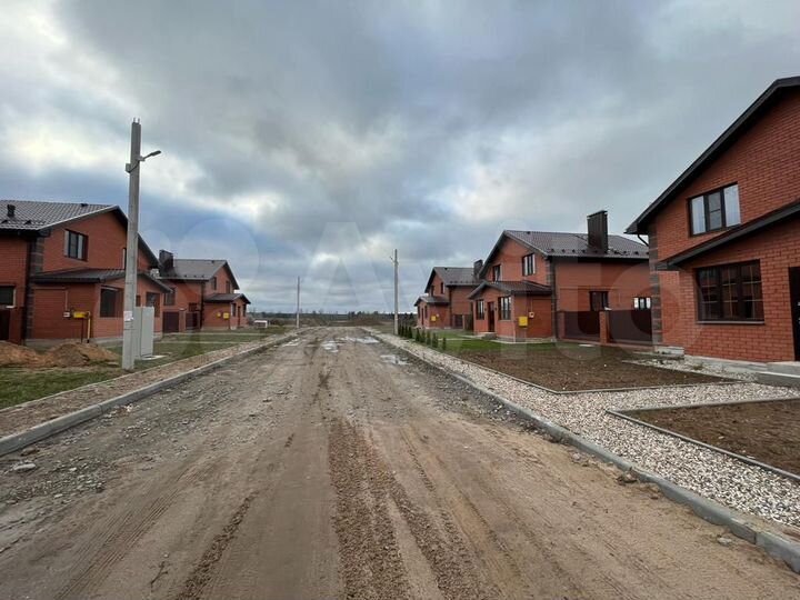 Коттедж 137 м² на участке 10 сот.