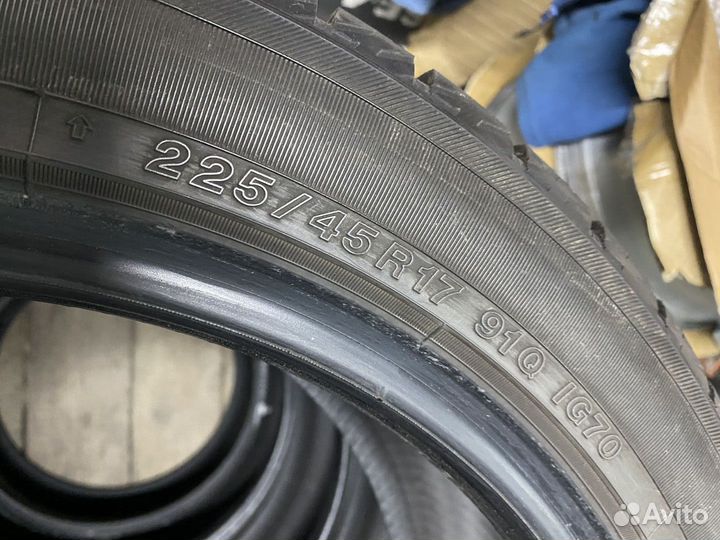 Yokohama Ice Guard IG70 225/45 R17 91Q