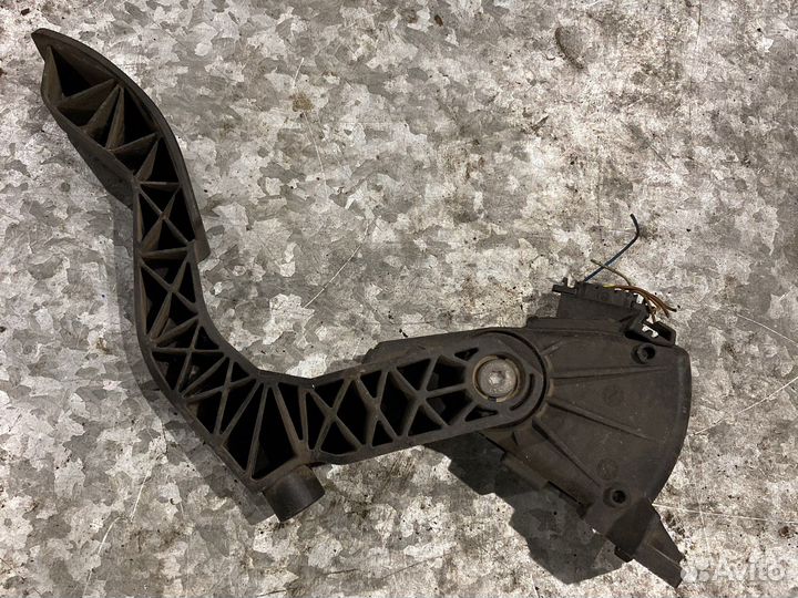 Педаль газа фольксваген пассат б5