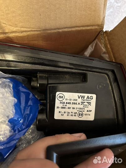 Фонарь задний правый VW Crafter