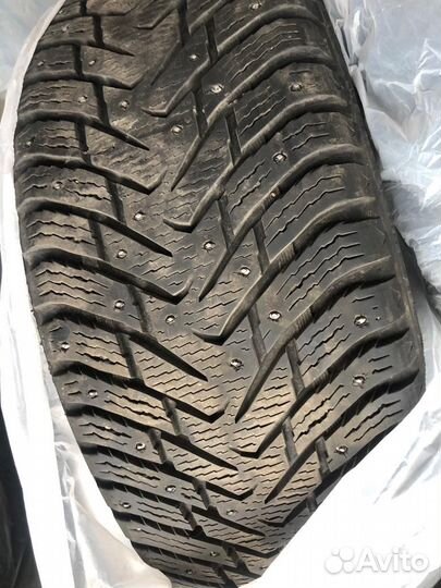 Nokian Tyres Hakkapeliitta 8 SUV 265/60 R18 114T