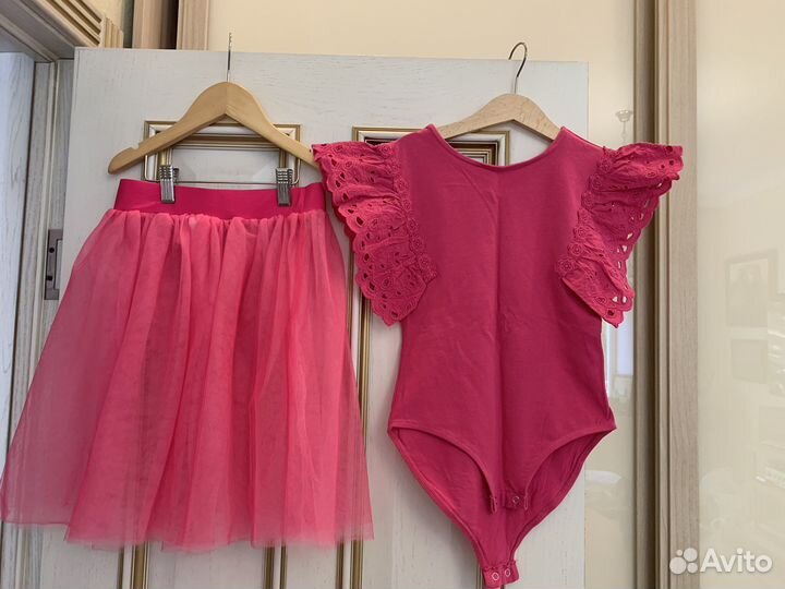 Одежда для девочки рост 134