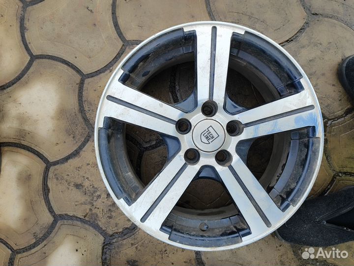 Продам диски на r 15 Polo