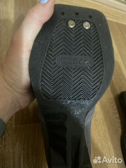 Ботинки лыжные