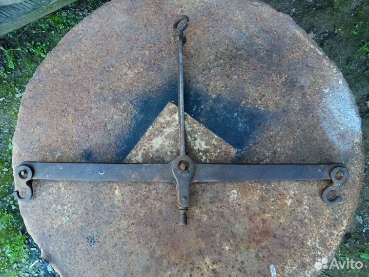 Весы старинные