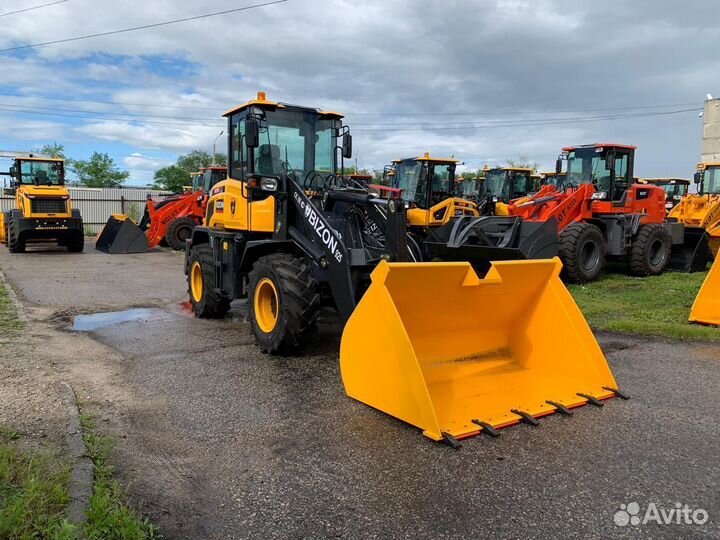 Фронтальный погрузчик BIZON 925, 2023