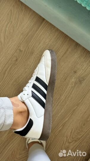 Кроссовки adidas samba женские