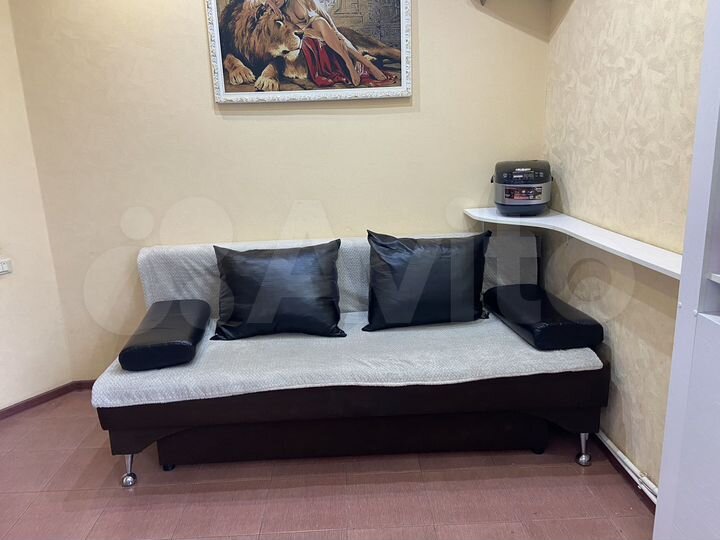 4-к. квартира, 64 м², 1/5 эт.