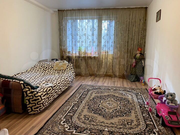 3-к. квартира, 65 м², 2/5 эт.