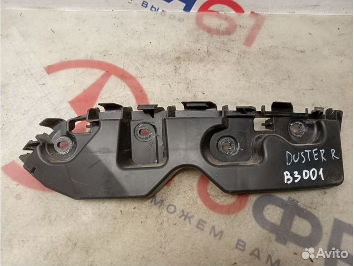 Направляющая переднего бампера, 622220011R renault