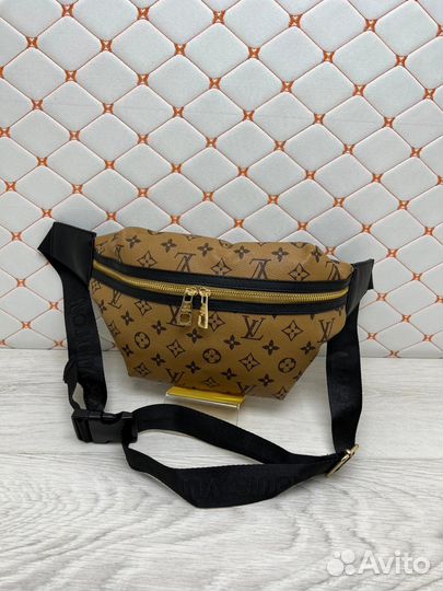 Сумка Louis Vuitton на пояс