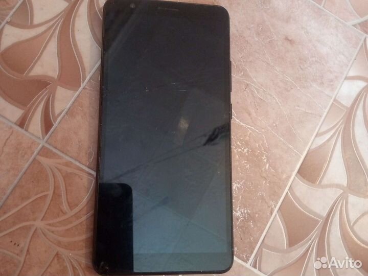 Телефон ZTE Blade L210