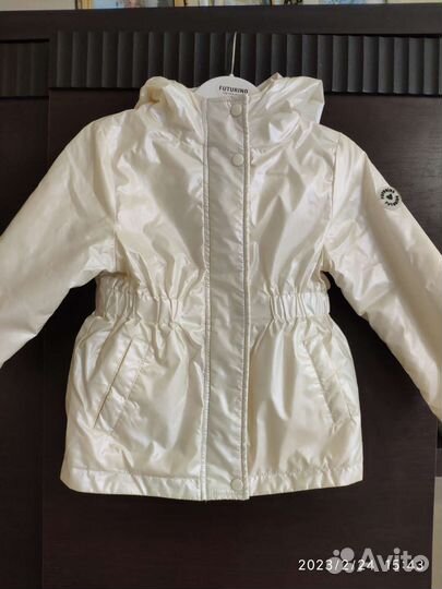 Курточка для девочки 98