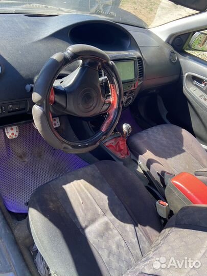 Geely mk cross 2012г поступила на разбор