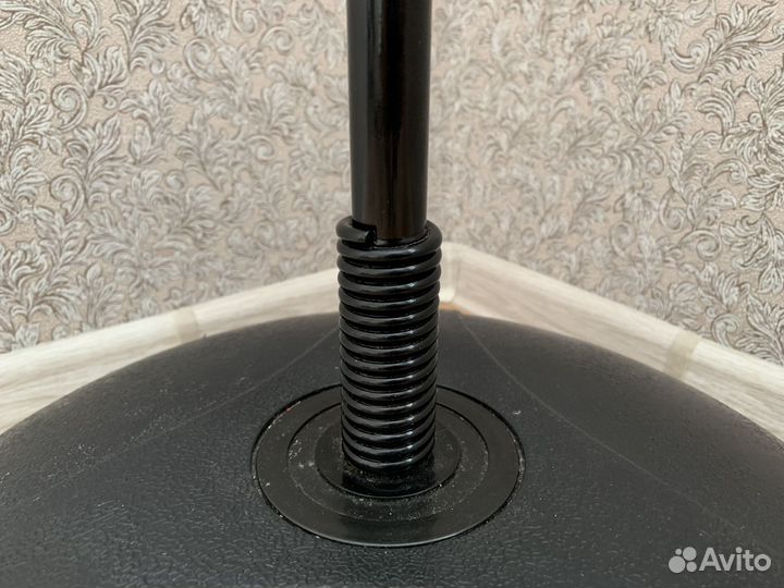 Стойка для боксёрской груши