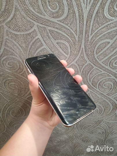 Samsung Galaxy S7 Edge, 4/32 ГБ
