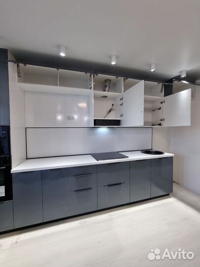 Кухонный гарнитур прямой