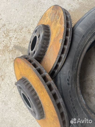 Тормозные диски передние mercedes w213 16C05910E