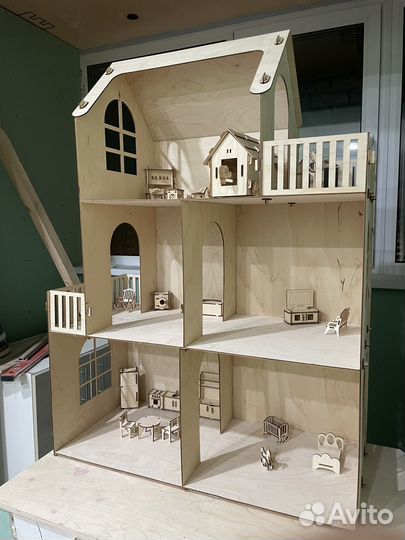 Детский домик из дерева