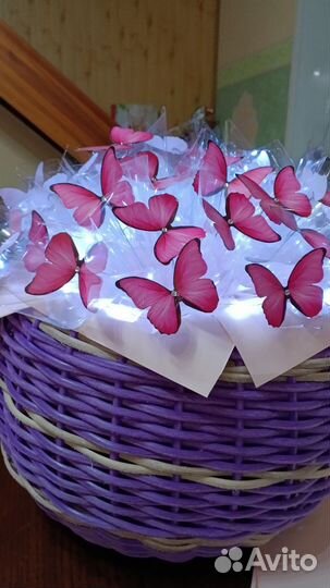 Светящийся букет из бабочек