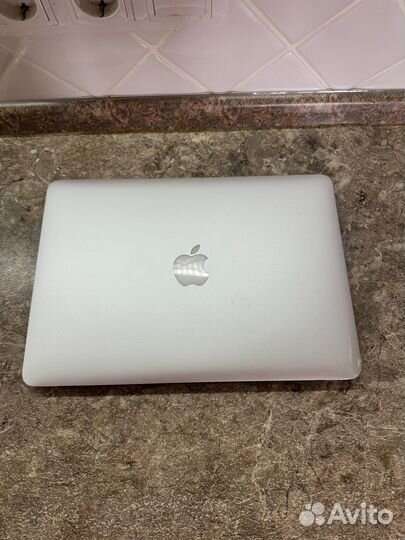 Apple macbook pro 13