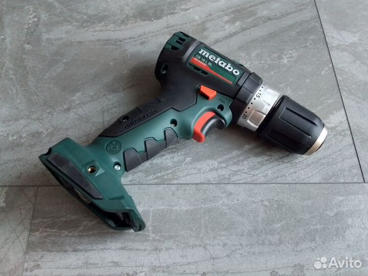 Шуруповёрт ударный Metabo SB 18 L BL