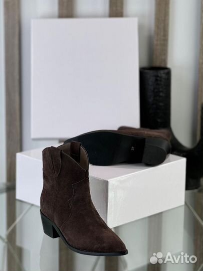 Казаки коричневые