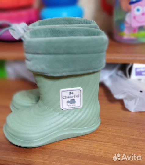Детские резиновые сапоги 24 размер