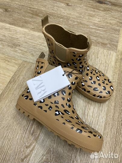 Новые резиновые сапоги zara 26,27