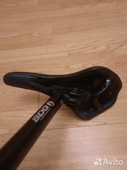 Седло и подсидел SDG Formula FX - USA