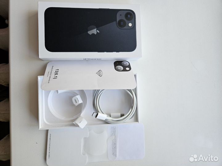 Телефон iPhone 13 идеал